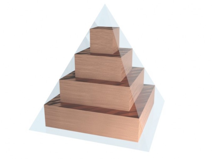 Bricks with squared surface forming a pyramid